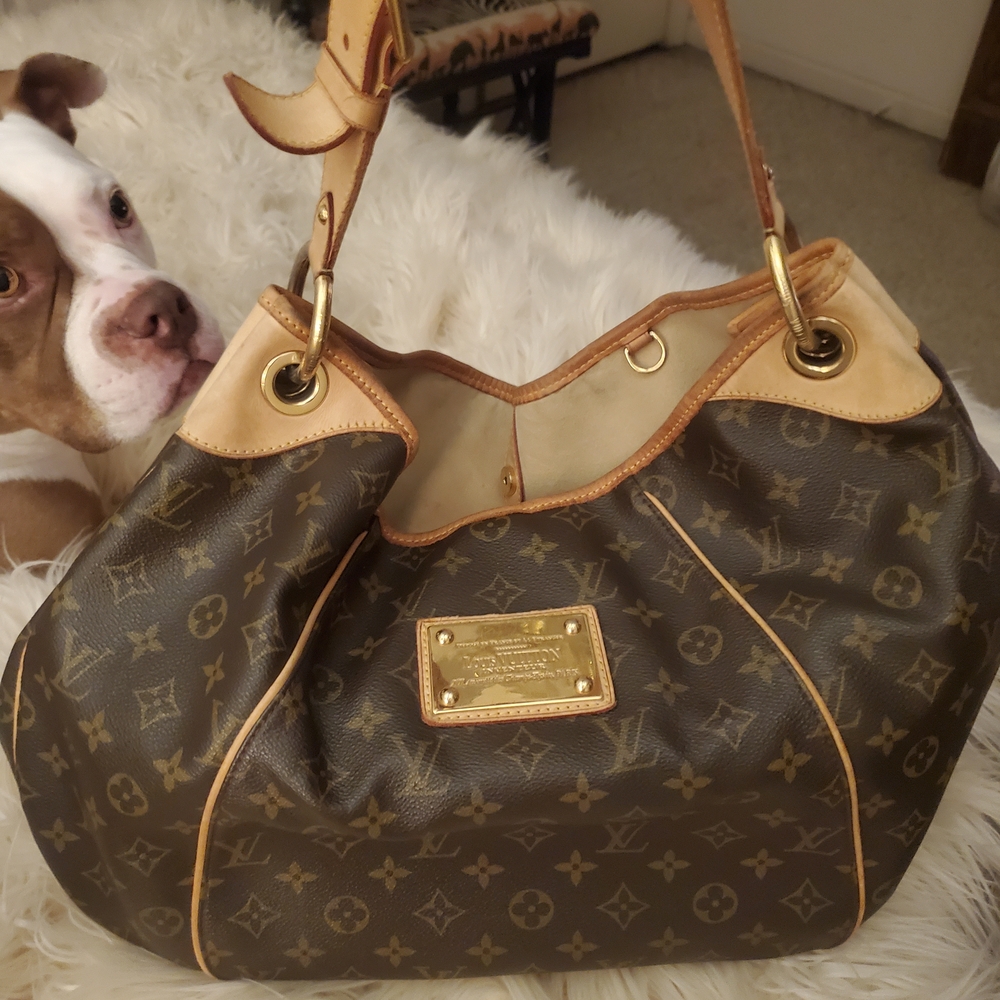 Louis Vuitton Brown Tan Shoulder Bag with Monogram Canvas